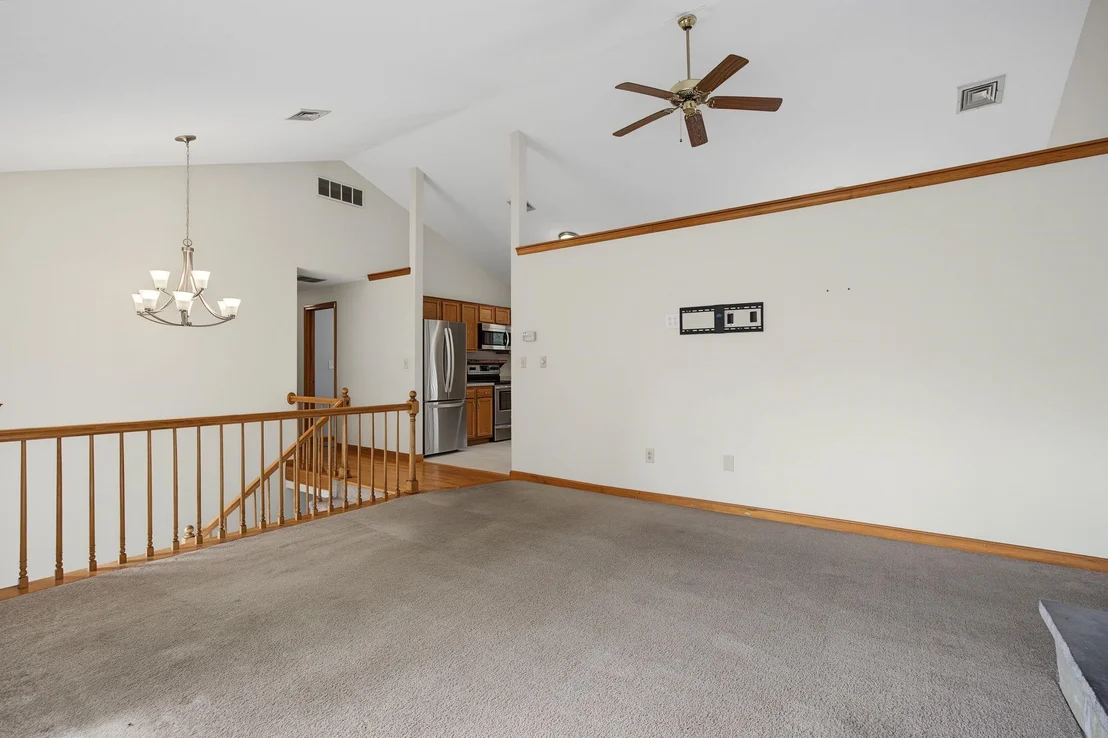 Photo of 17 Skylark