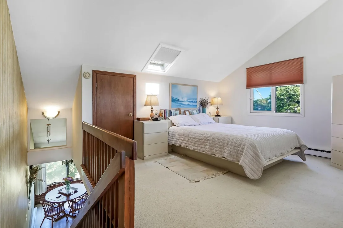 Photo of Unit 1 at 951 Ocean