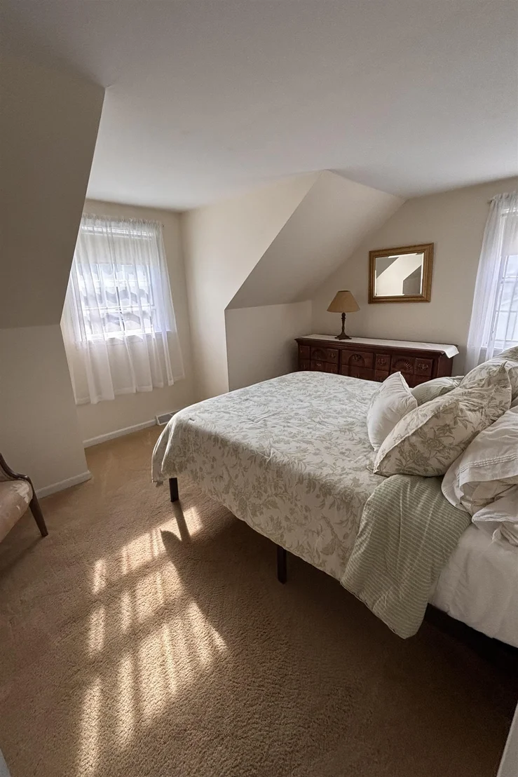 Photo of 20 Edgewood