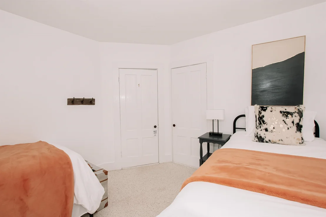 Photo of 51 High