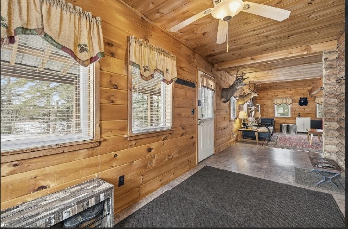 Photo of 2142 Halls Stream