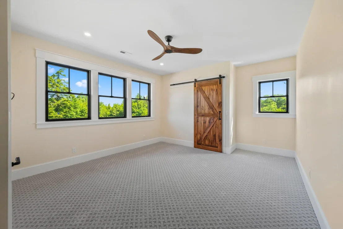 Photo of 4 Skyline