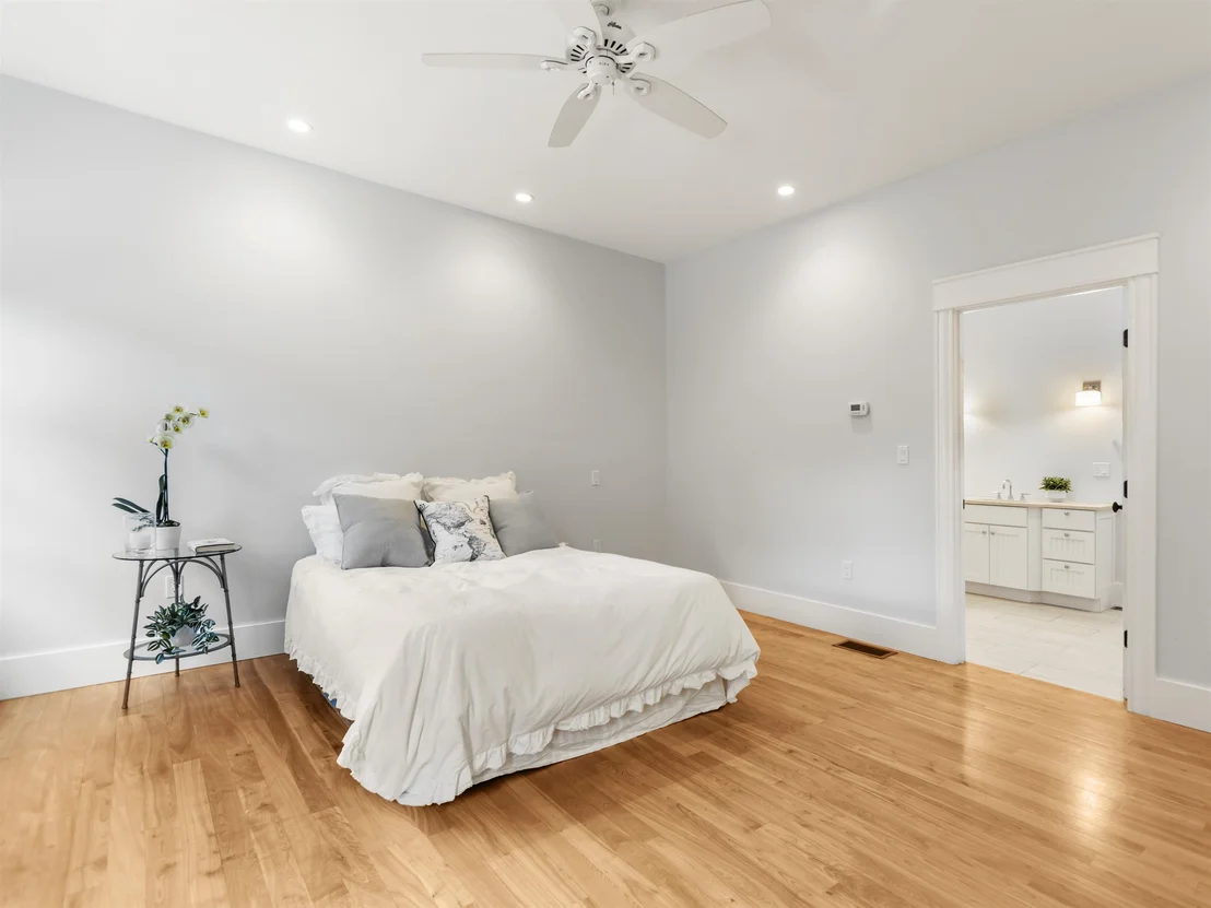 Photo of 384 Winnacunnet