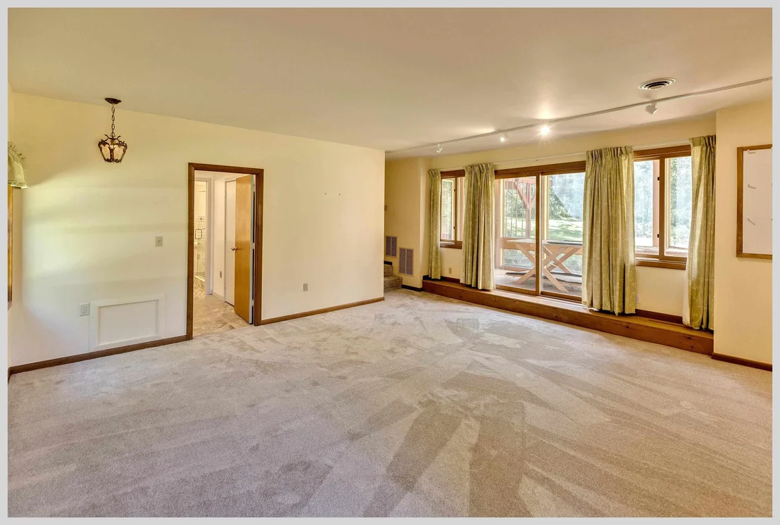Photo of 206 River