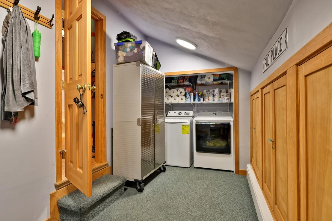 Photo of 253 Lookout