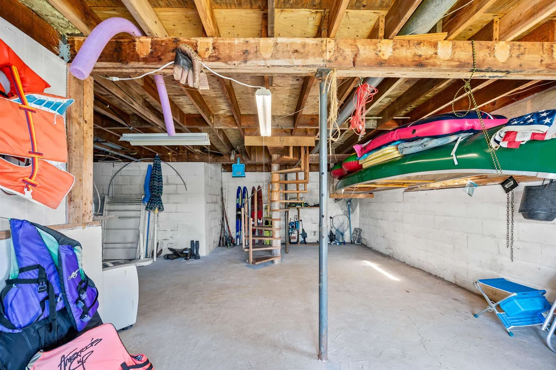 Photo of 894 Onion Point