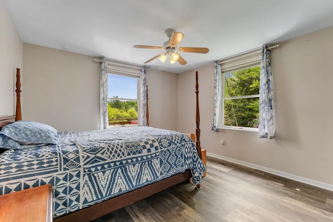 Photo of 387 Foote Brook