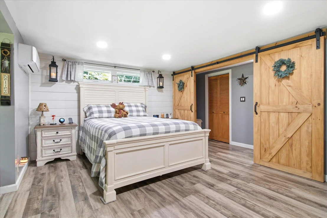 Photo of 30 Danis Park