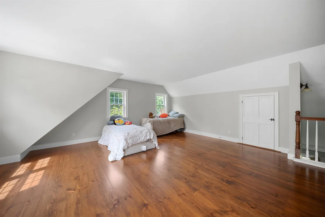 Photo of 164 Mason