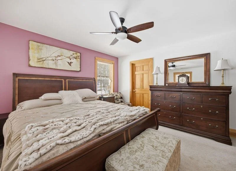 Photo of 692 Old Walpole
