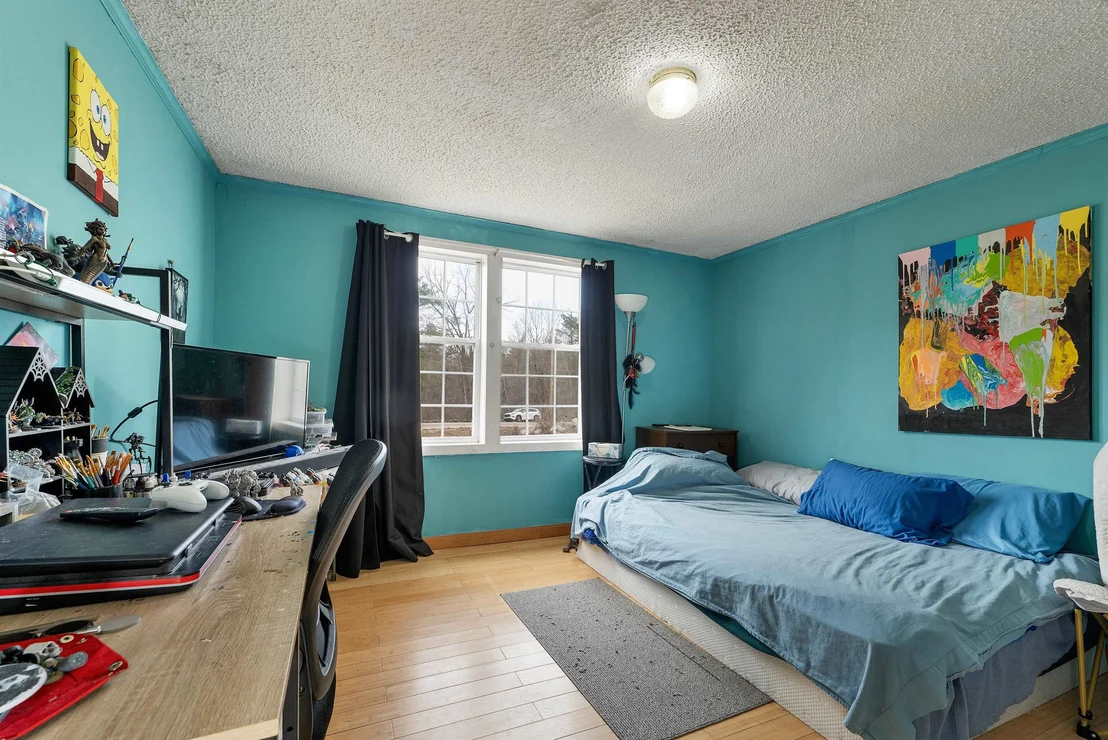 Photo of 9 Hemlock