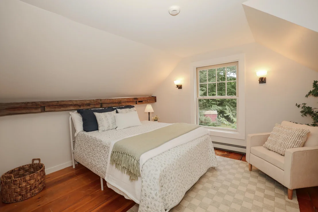 Photo of 15 Ledge