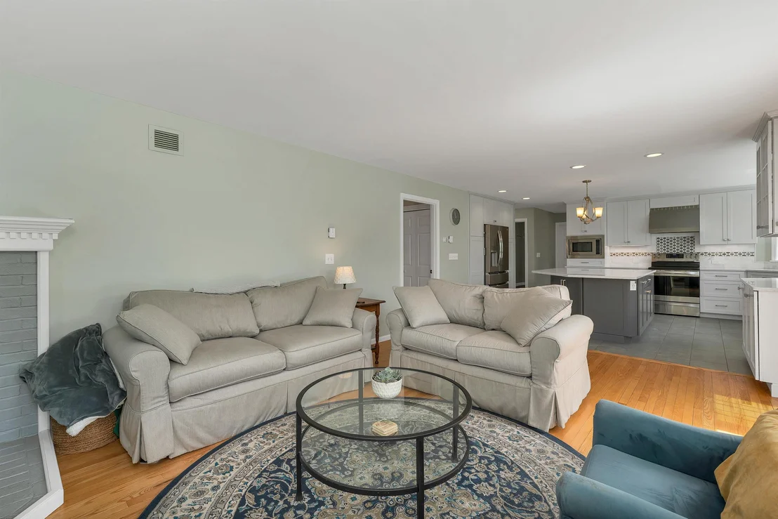 Photo of 25 Wolfeboro