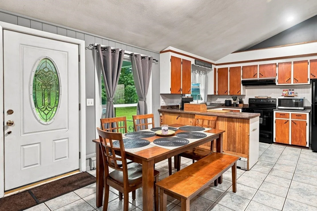 Photo of 143 Long Hill