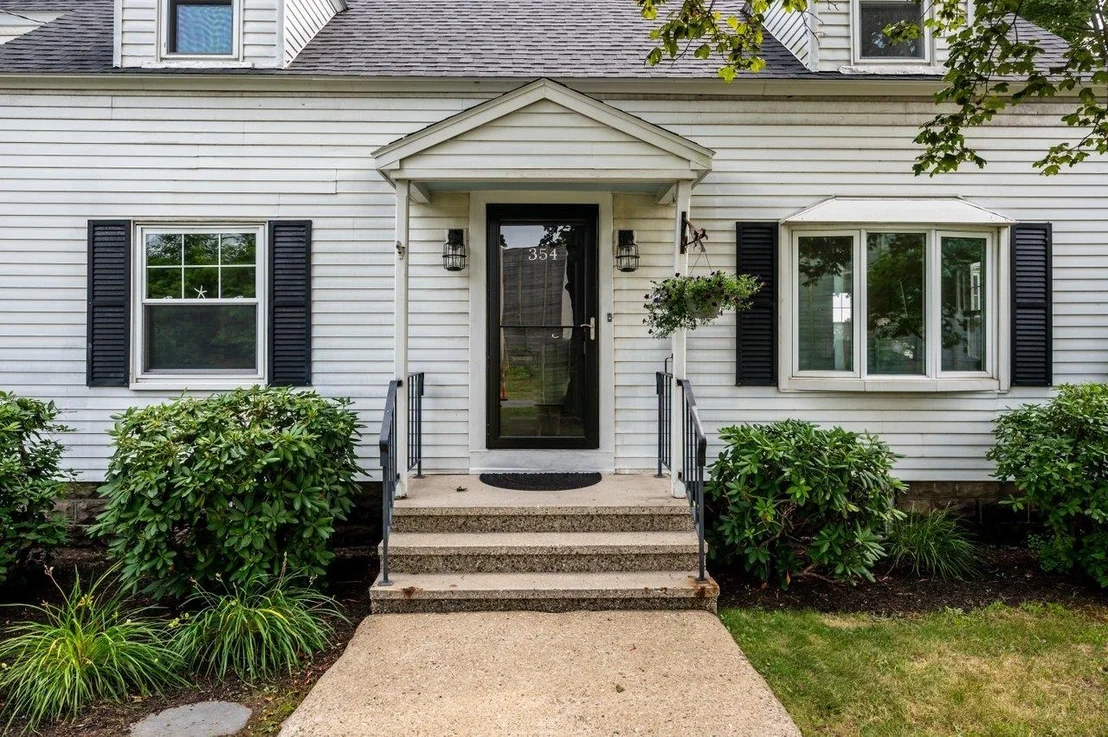 Photo of 354 Dover Point
