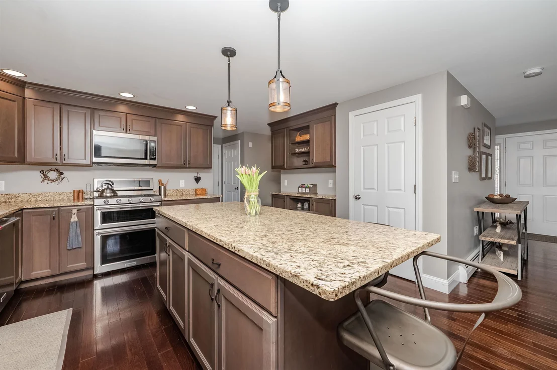 Photo of 65 Deerfield
