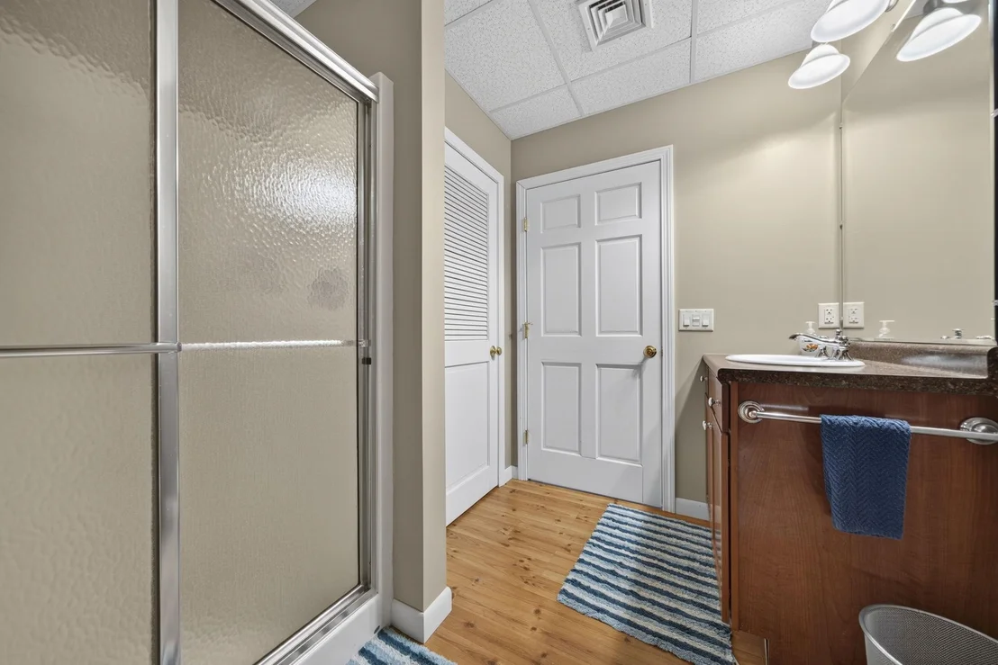 Photo of 536 Whitney