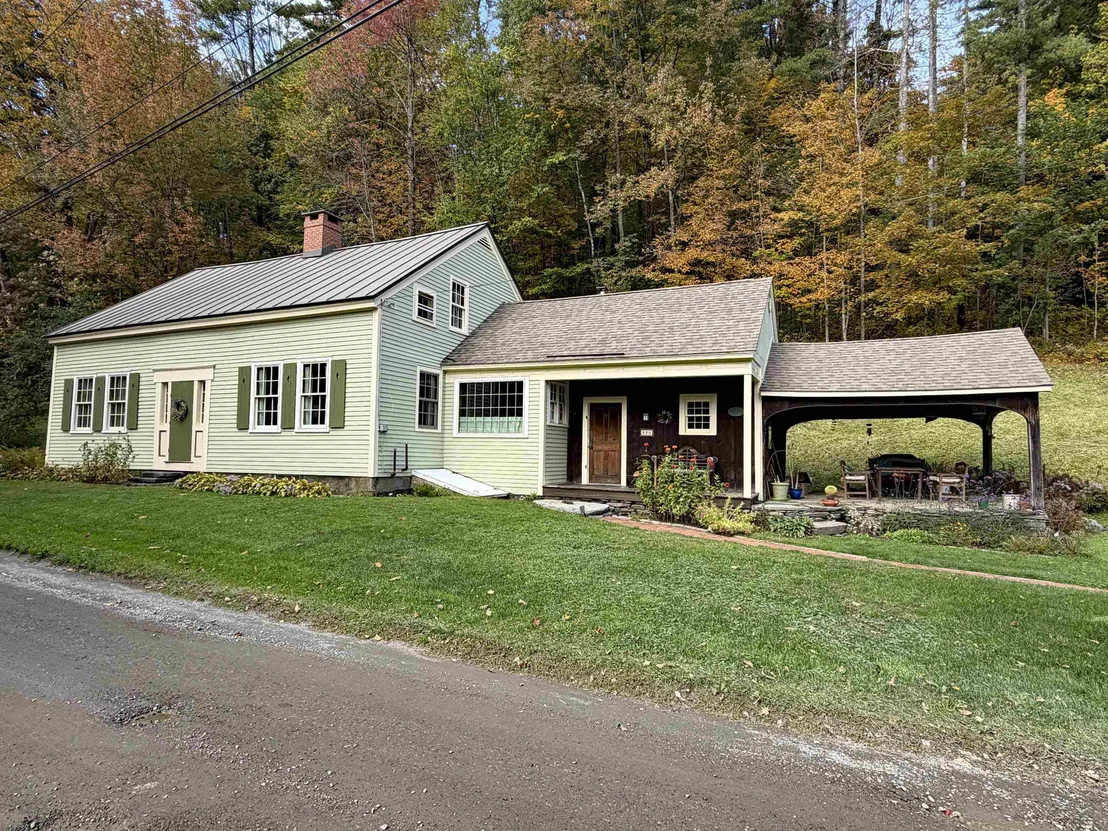 Photo of 220 Hale