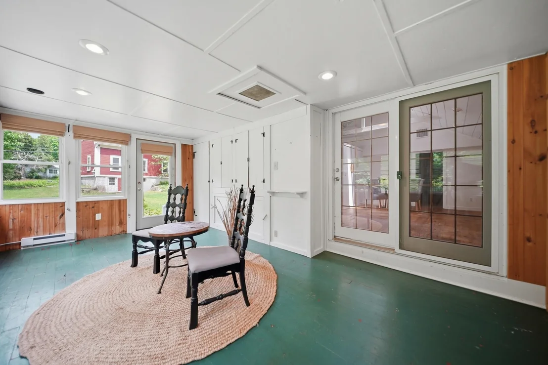 Photo of 60 Old Deerfield