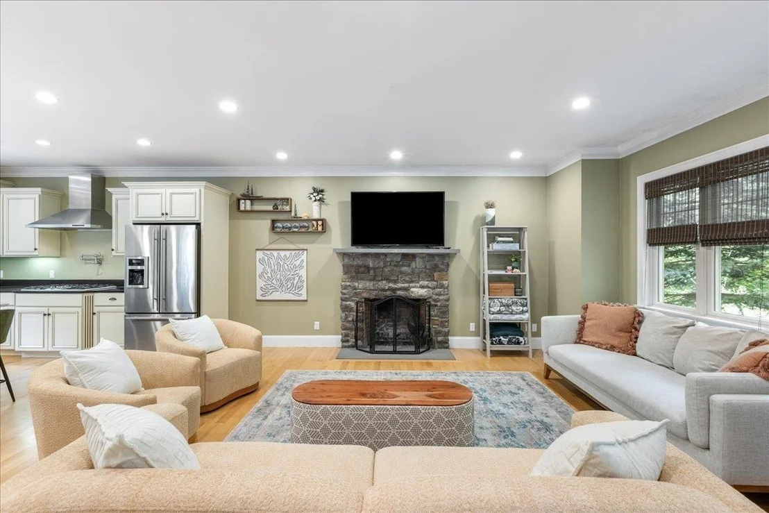 Photo of 137 Garland
