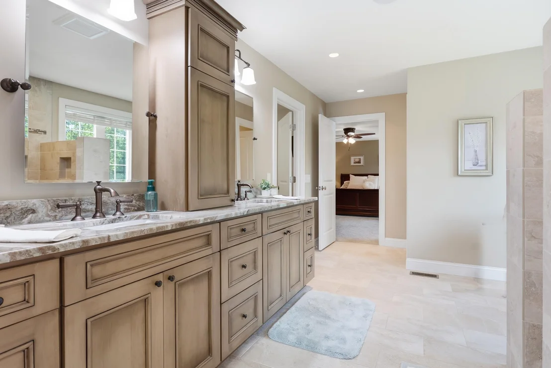 Photo of 28 Lamplighter