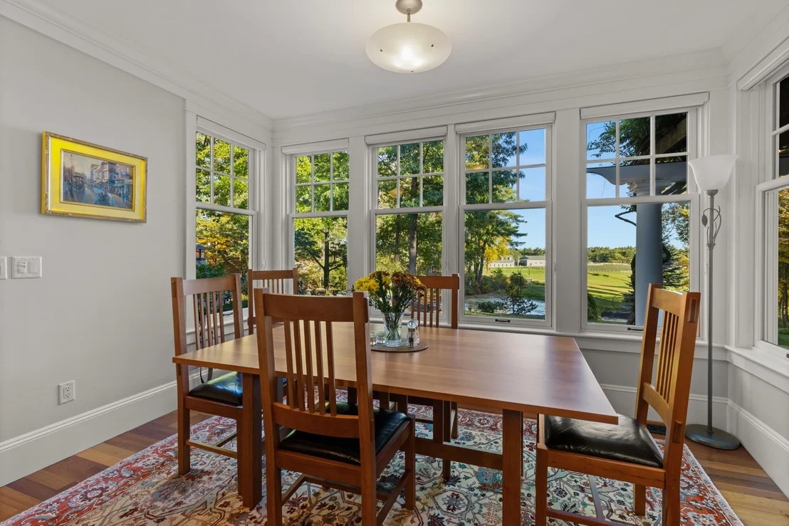 Photo of 24 WISTERIA