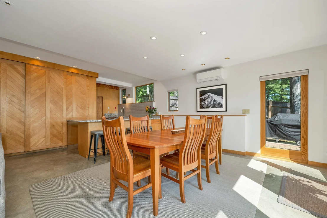 Photo of 41 Meaders Point