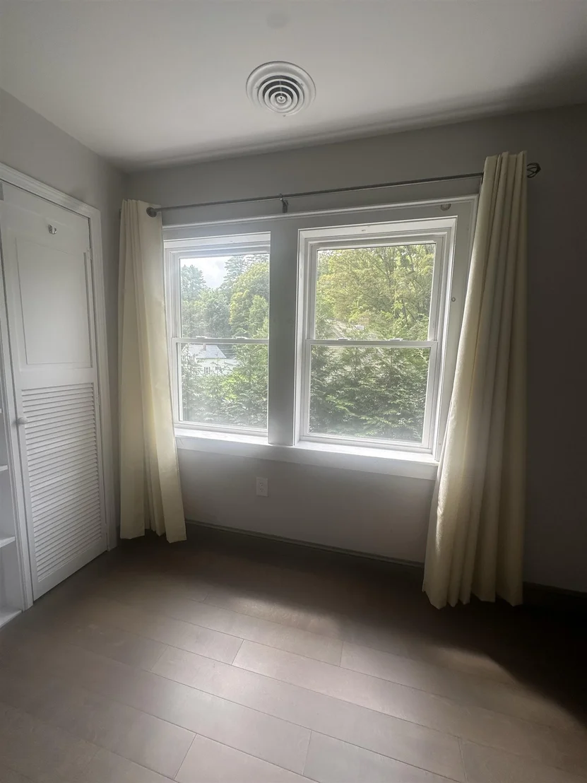 Photo of 34 Pleasant