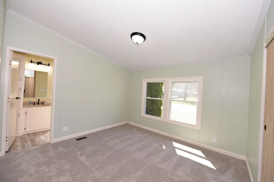 Photo of 74 Lamplighter