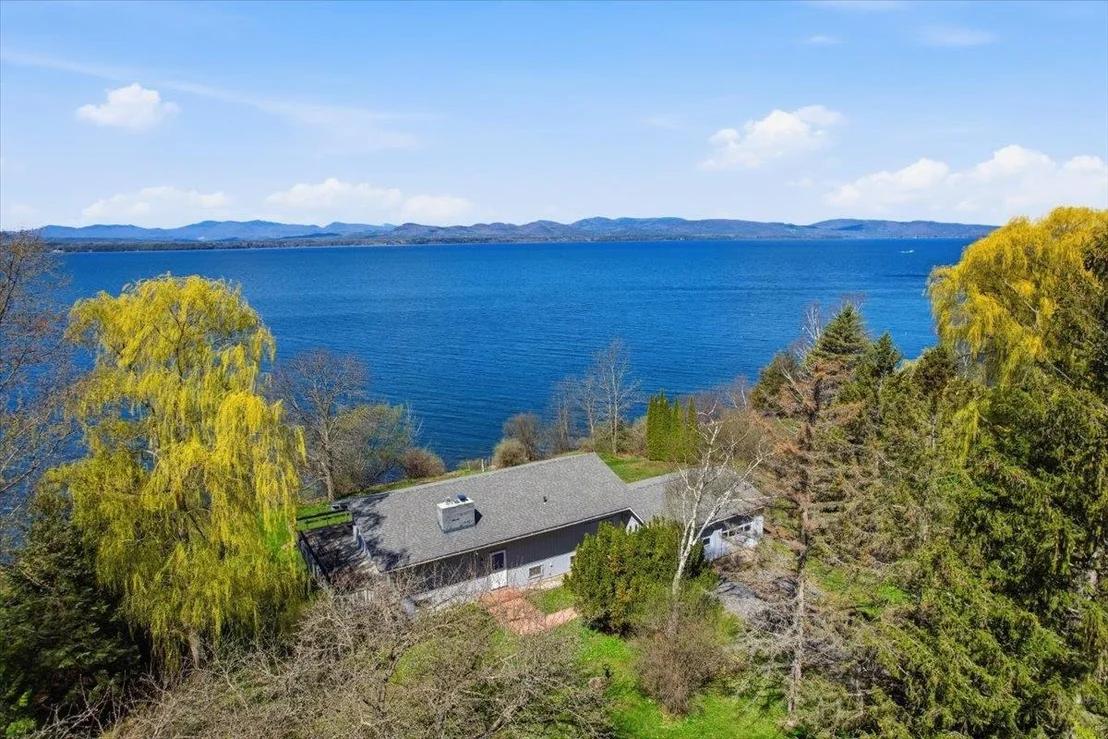 Photo of 481 Hills Point