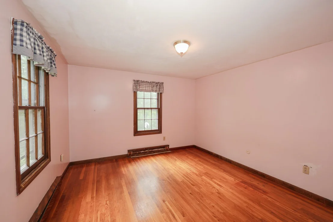 Photo of 16 Meserve