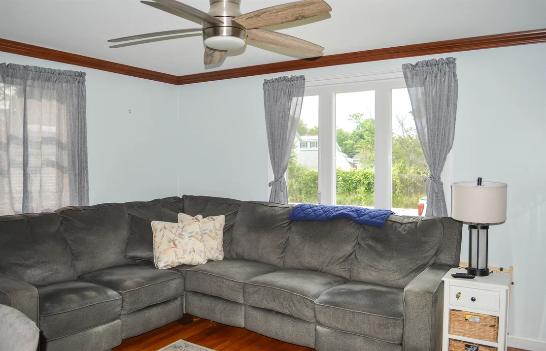 Photo of 17 Brown