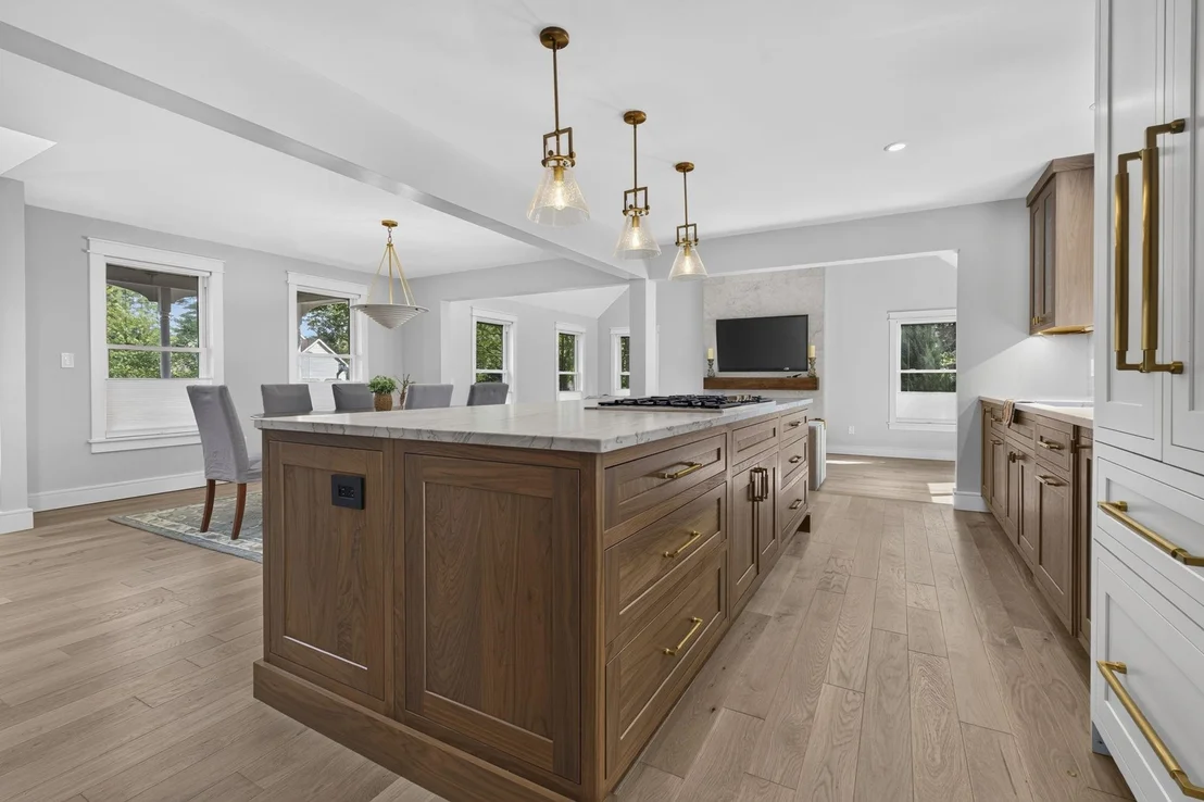 Photo of 4 Taconic