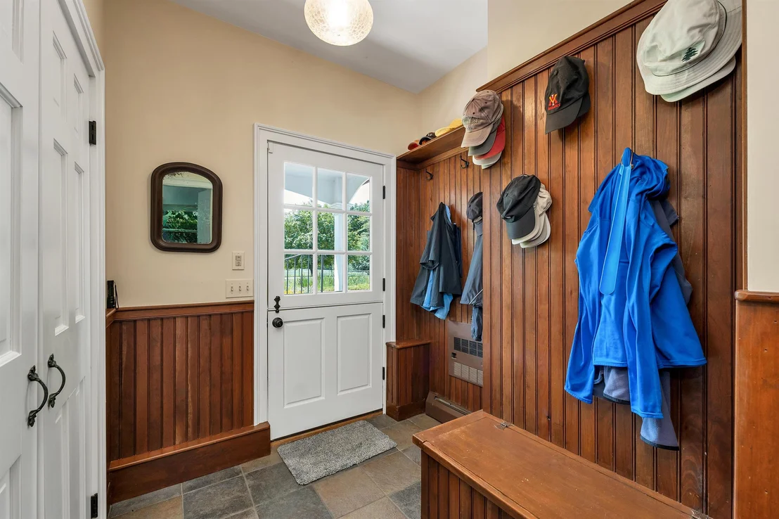 Photo of 108 Whitten Neck