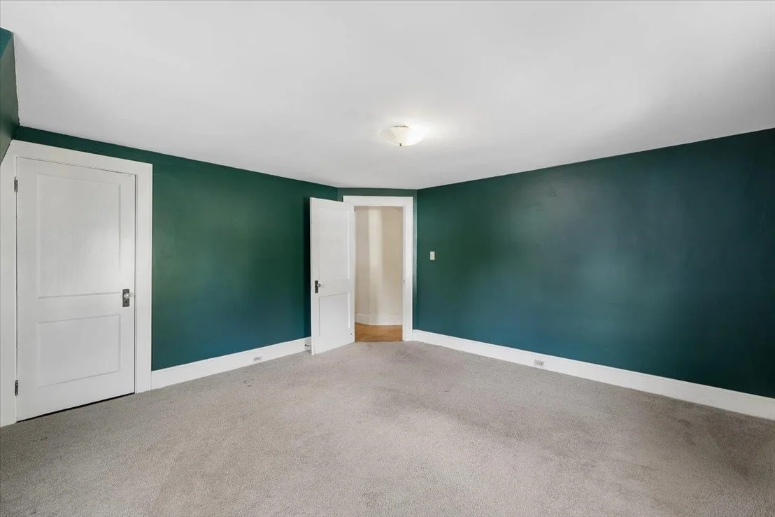 Photo of 838 Maple
