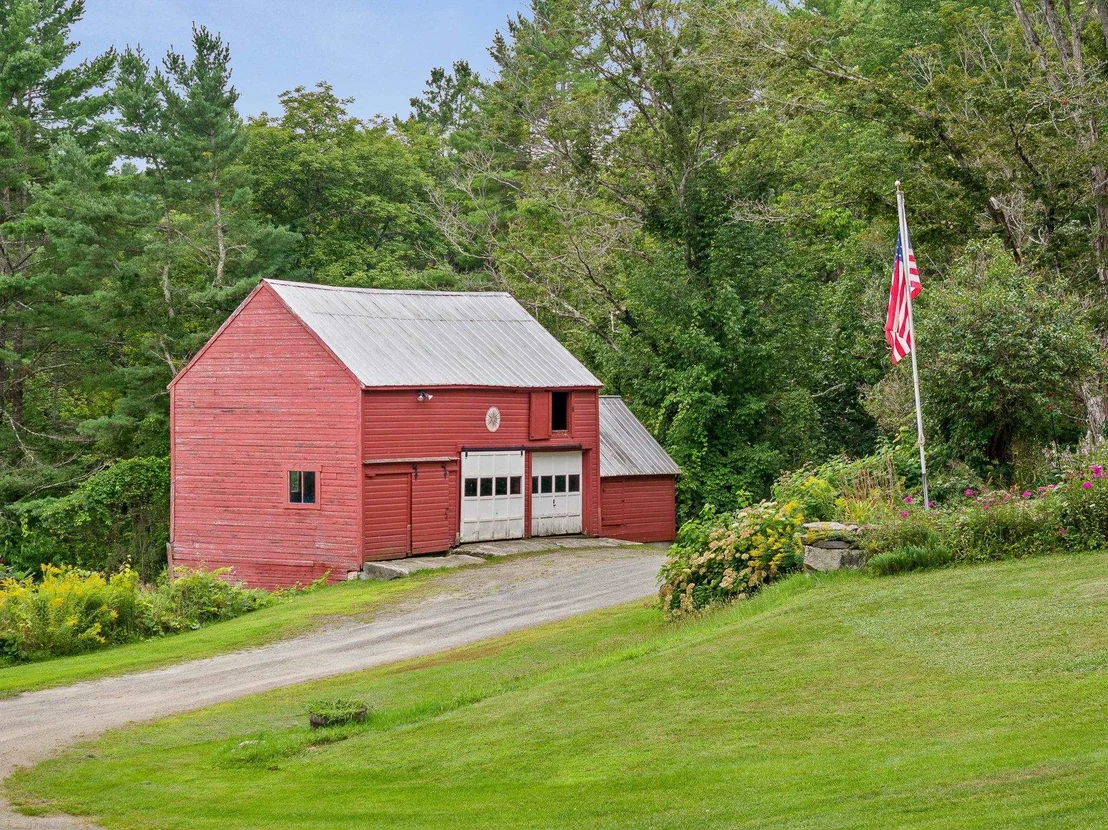 Photo of 373 Perham
