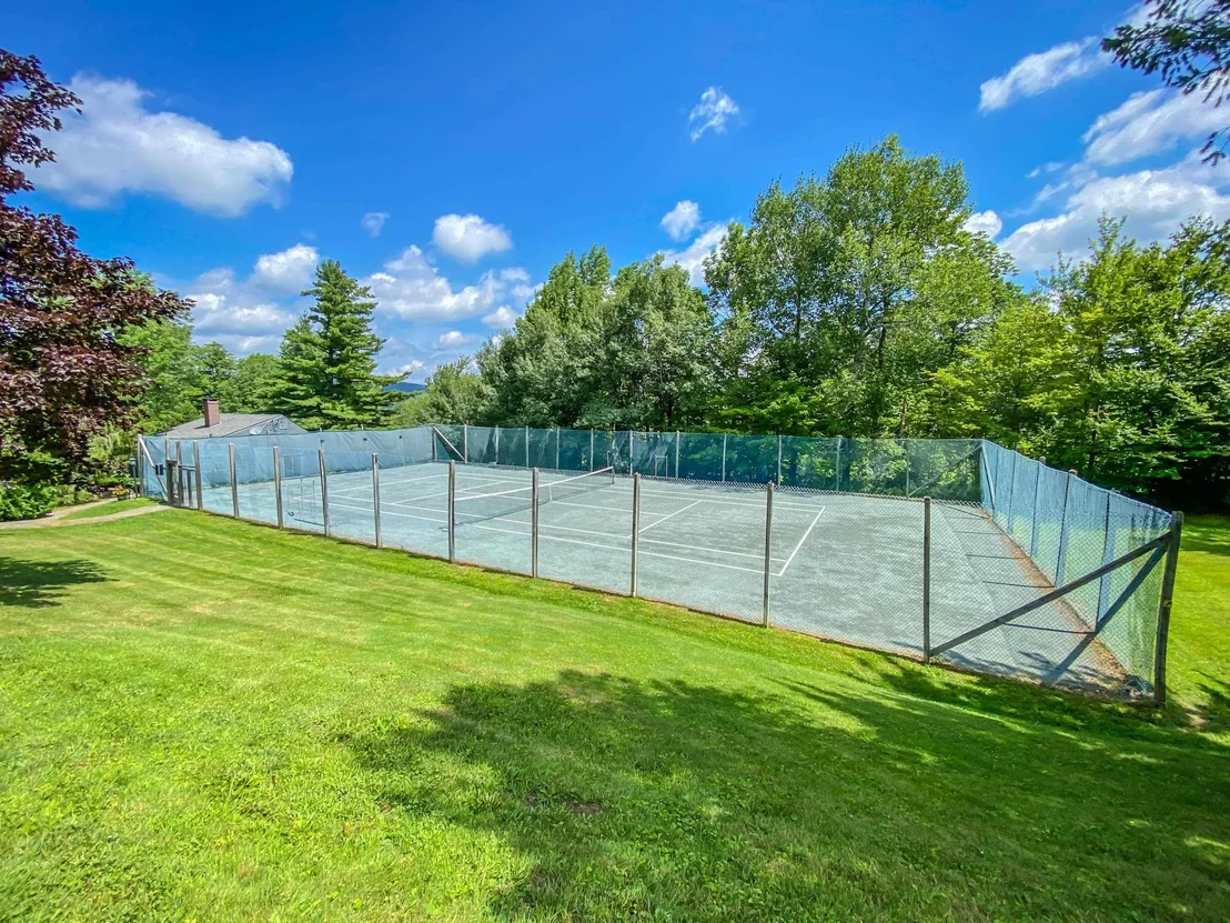 Photo of 36 Bears Den