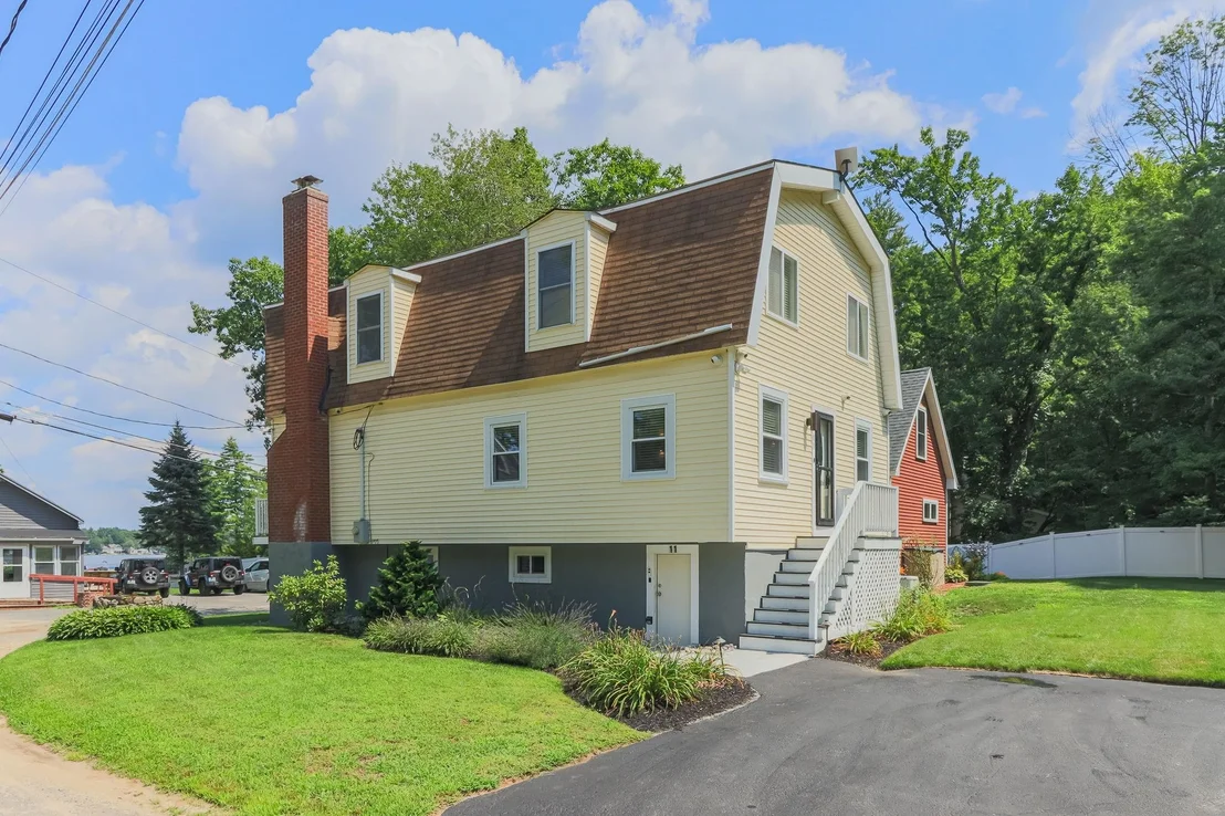 Photo of 11 Tabor