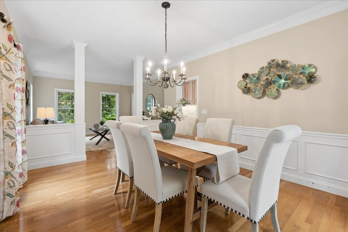Photo of 75 Tirrell
