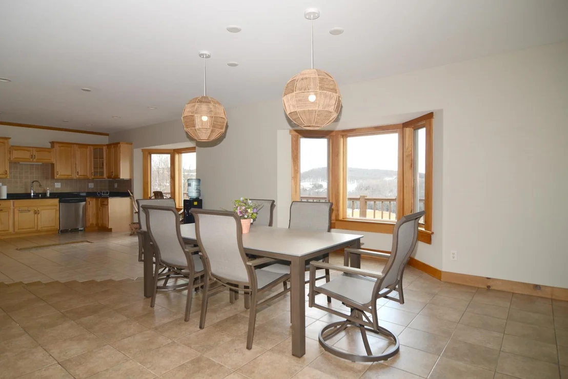 Photo of 734 Herrick