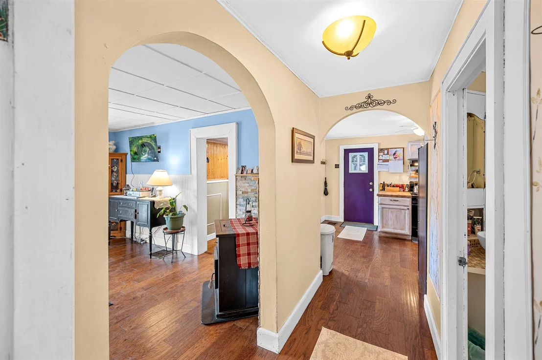 Photo of 684 Union Brook