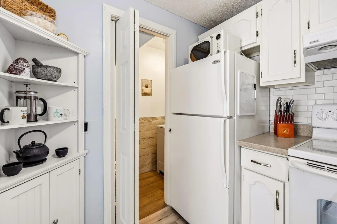Photo of 29 Hemlock