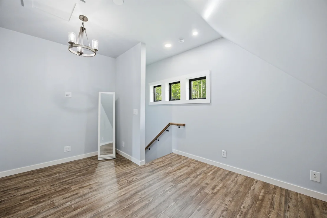 Photo of 2717 Oregon