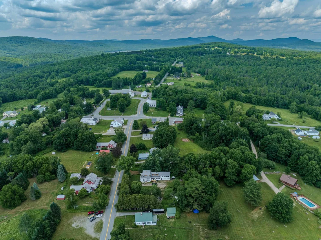 Photo of 59 S. Lunenburg