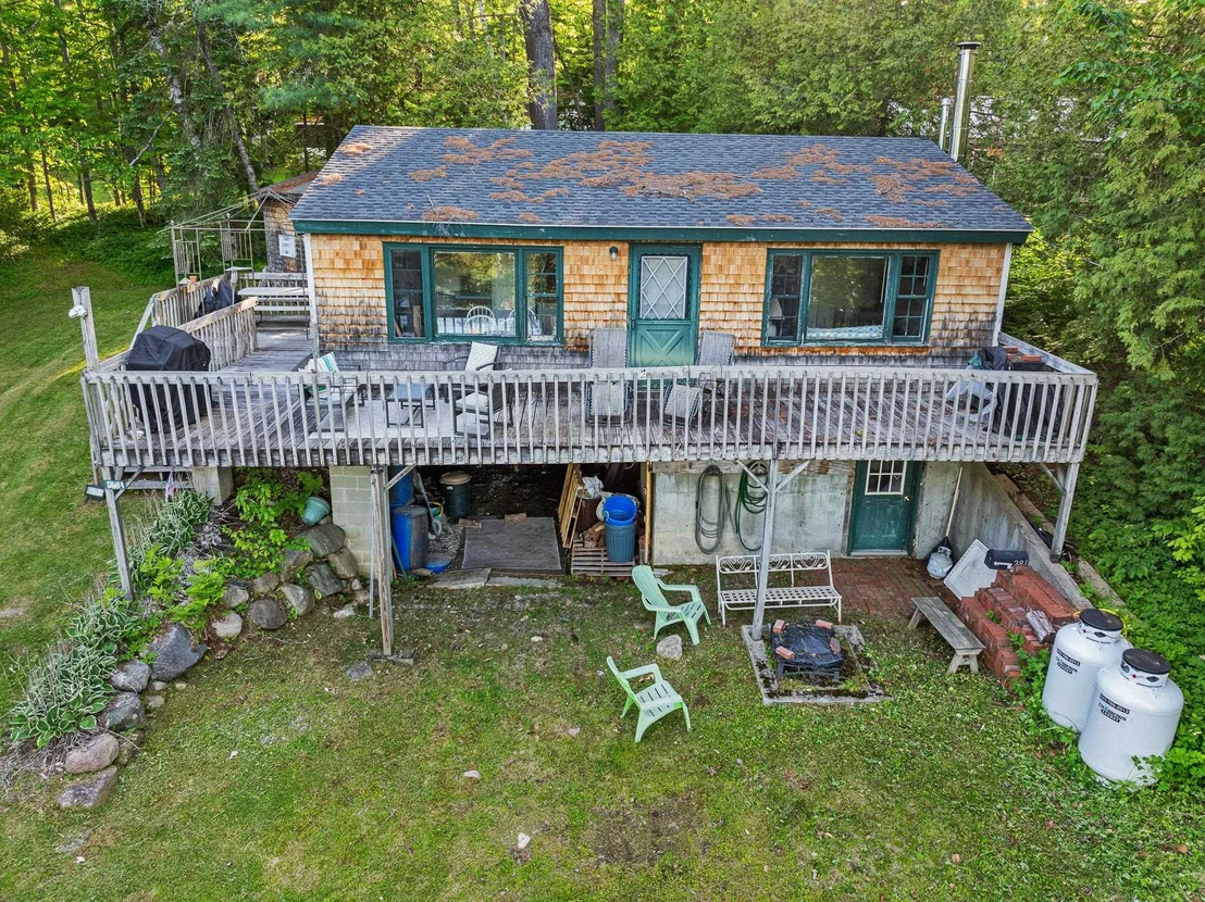 Photo of 281 Cedar Pond