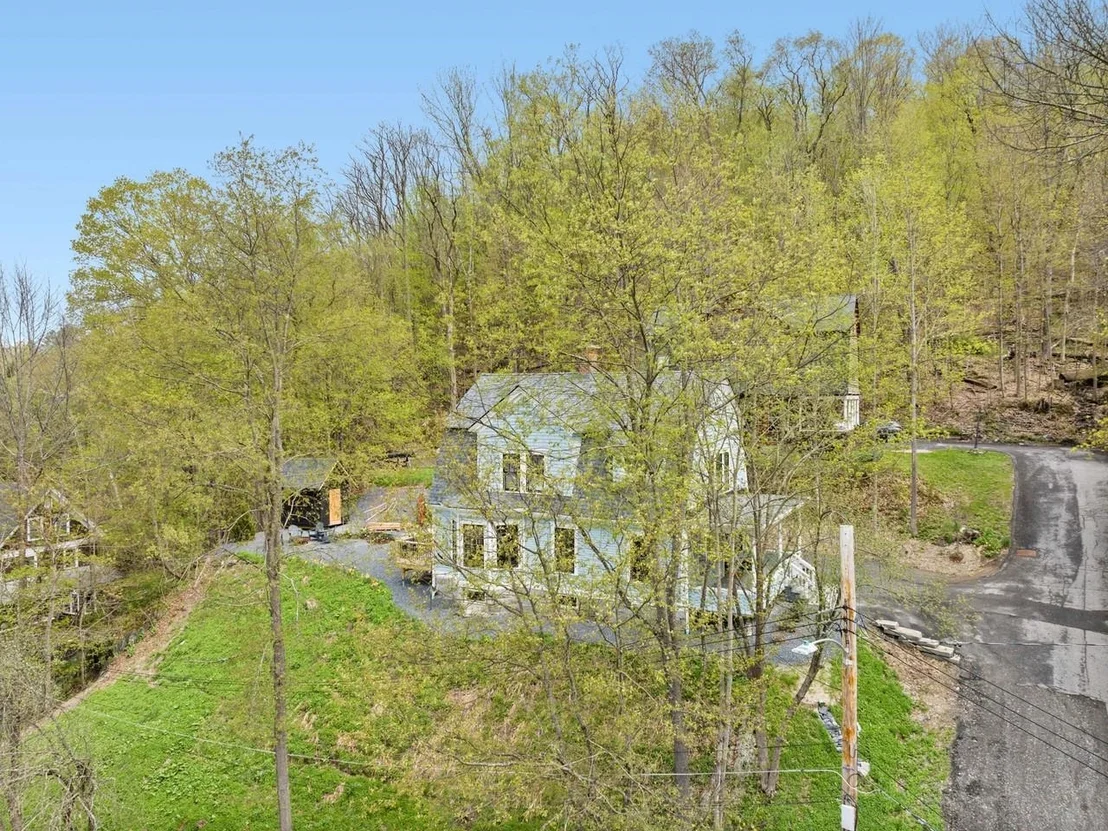 Photo of 8 Richardson