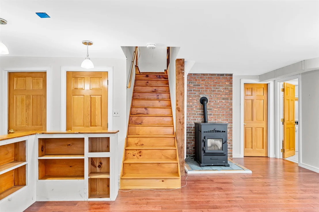 Photo of 384 West