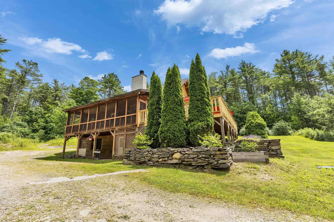 Photo of 75 Walpole Valley