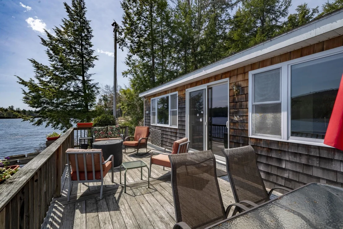 Photo of 408 Whitney
