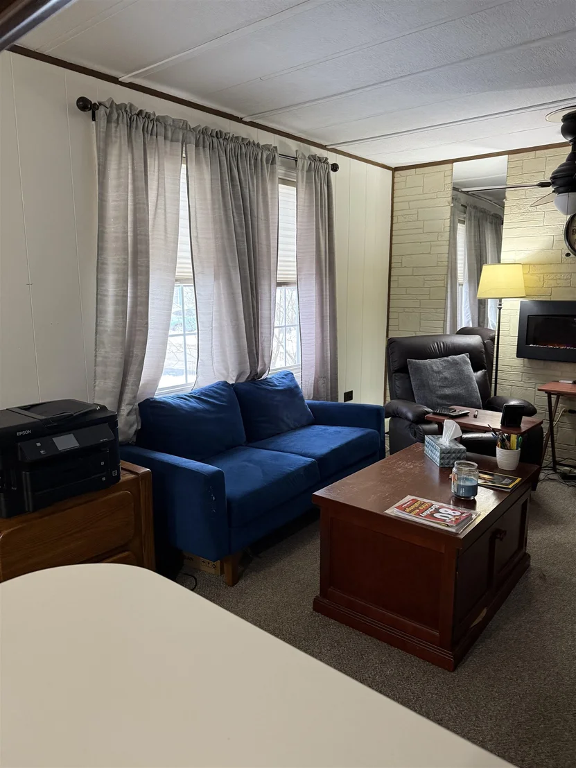 Photo of 1013 Camelot